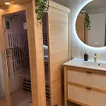 Bali Et Sauna Prive - Video Projecteur - Escapade Romantique-centre Apartmán Carcassonne